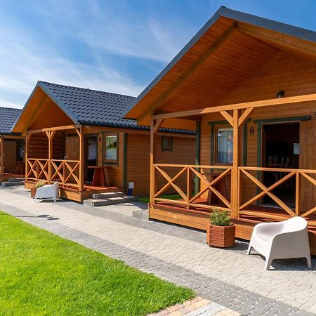 Domki Morena - Rodzinne Domki Blisko Plazy Karwia Exteriör bild