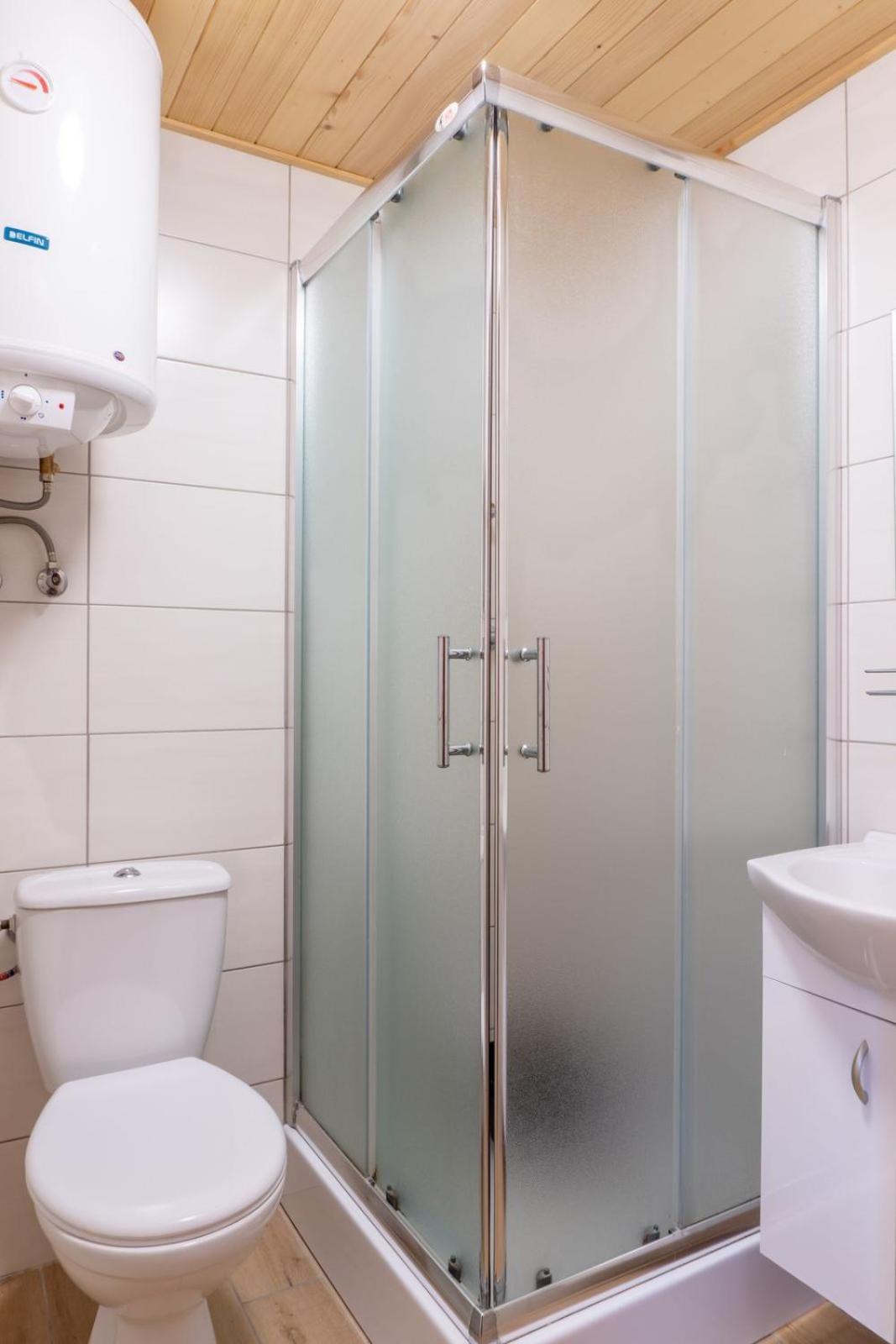 Domki Morena - Rodzinne Domki Blisko Plazy Karwia Exteriör bild