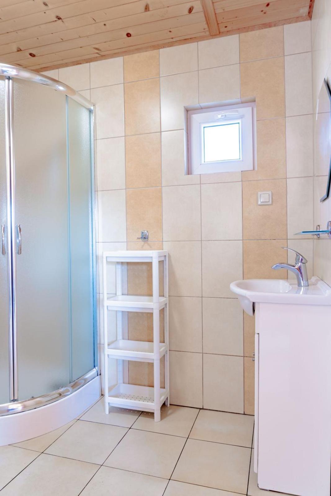 Domki Morena - Rodzinne Domki Blisko Plazy Karwia Exteriör bild